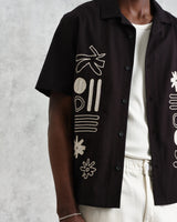 wax london men's Didcot - Black And Ecru Abstract Applique Short-Sleeve Shirt