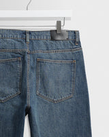 Russell – Straight-Fit-Jeans aus Selvedge-Denim in Mid Blue Wash