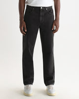 Russell – Straight-Fit-Jeans in Washed Black